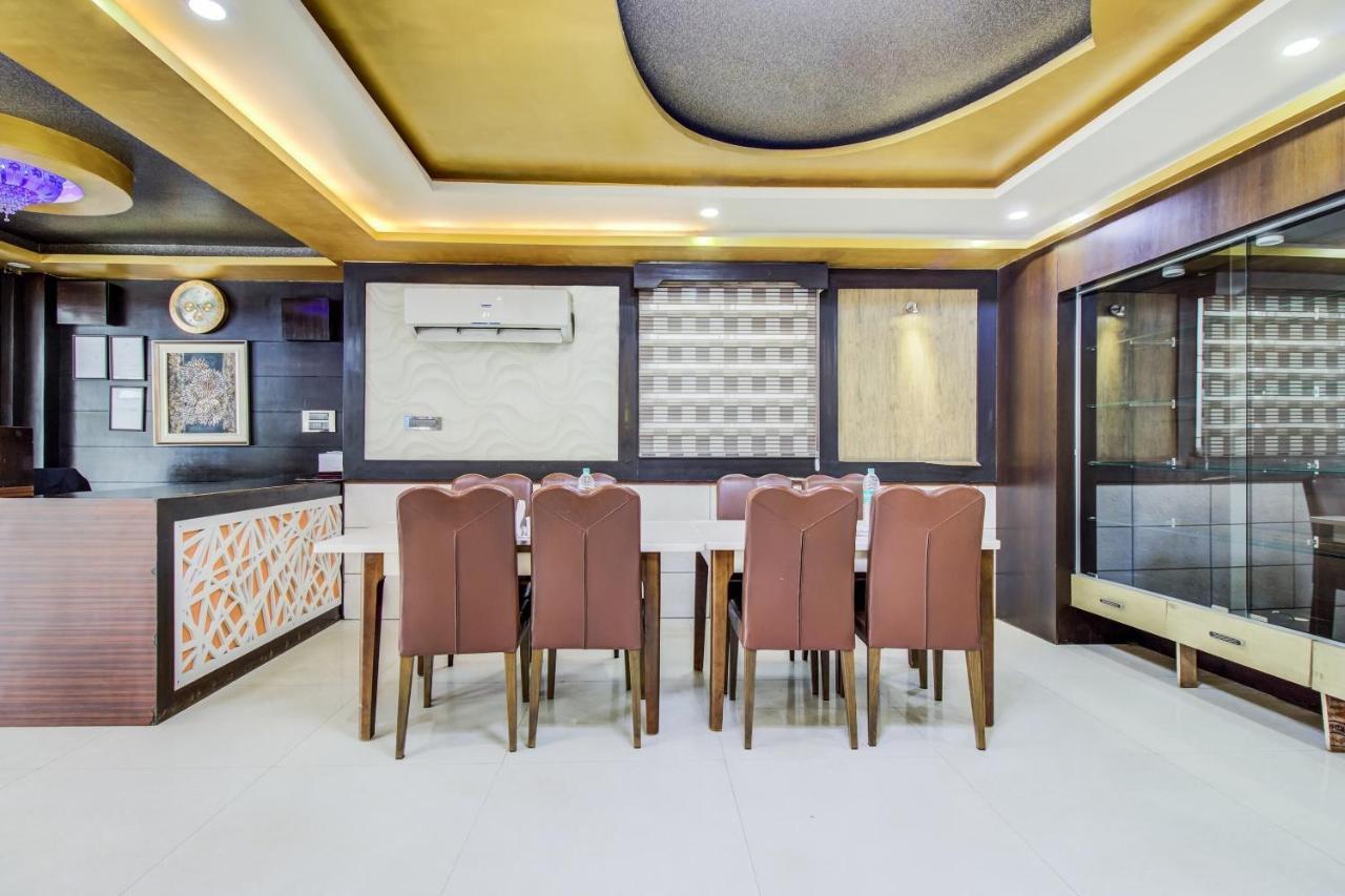 Capital O 5381 The Emirates Hotel Bangalore Eksteriør bilde
